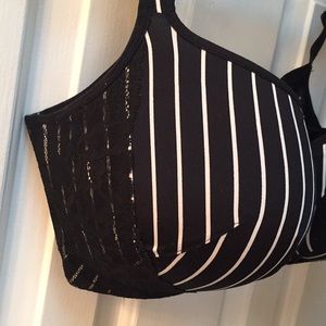 Cacique Intimates & Sleepwear - 40 F cacique black with white stripes Cacique Intimates & Sleepwear - 40 F cacique black with white stripes